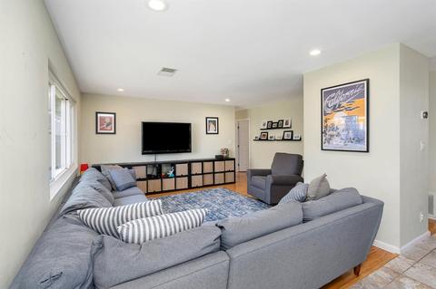 2548 Lafayette Dr, Davis, CA 95618 photo 11