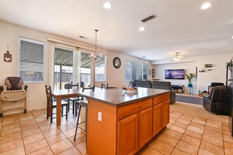 1753 Griego Ave, Olivehurst, CA 95961 photo 16