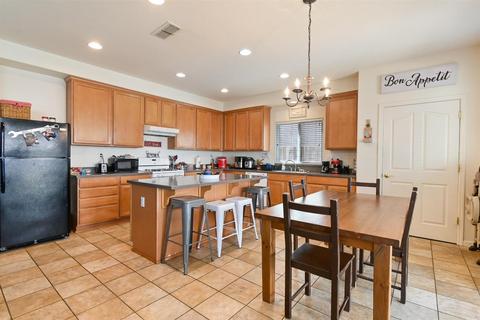 1753 Griego Ave, Olivehurst, CA 95961 photo 10