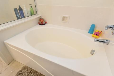1753 Griego Ave, Olivehurst, CA 95961 photo 20
