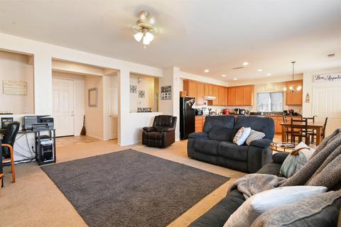 1753 Griego Ave, Olivehurst, CA 95961 photo 6