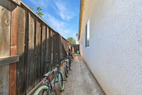 1753 Griego Ave, Olivehurst, CA 95961 photo 31
