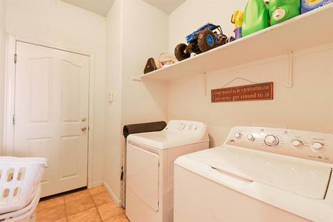 1753 Griego Ave, Olivehurst, CA 95961 photo 26