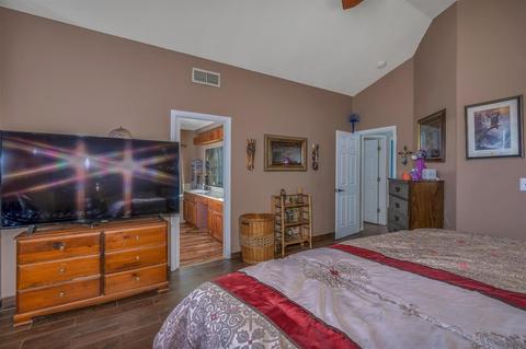 1584 Via Compania, Gustine, CA 95322 photo 12