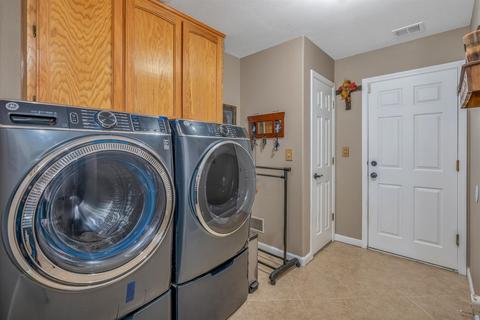 1584 Via Compania, Gustine, CA 95322 photo 23