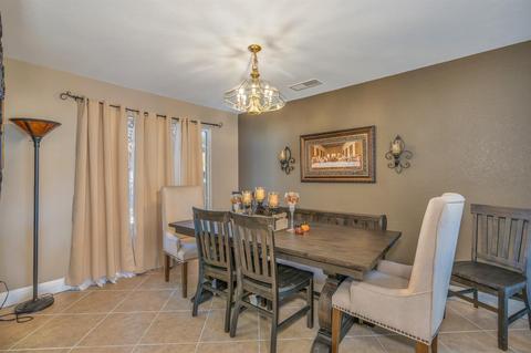 1584 Via Compania, Gustine, CA 95322 photo 7