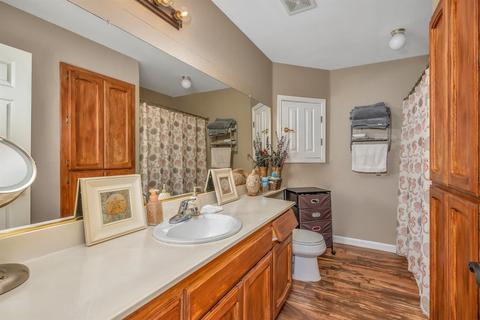 1584 Via Compania, Gustine, CA 95322 photo 11