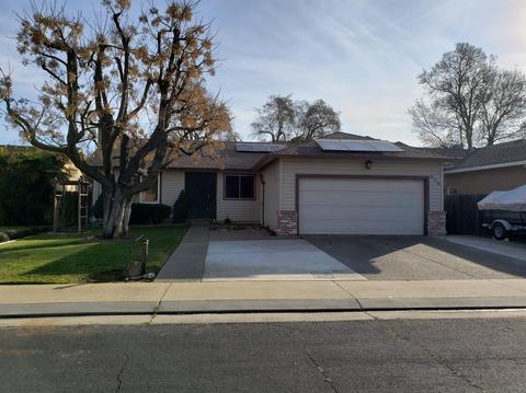 310 Rainier Dr, Lodi, CA 95242 photo 1