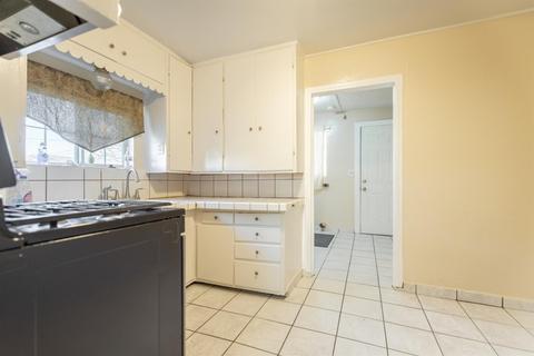 1202 Lassen Ave, Modesto, CA 95358 photo 11