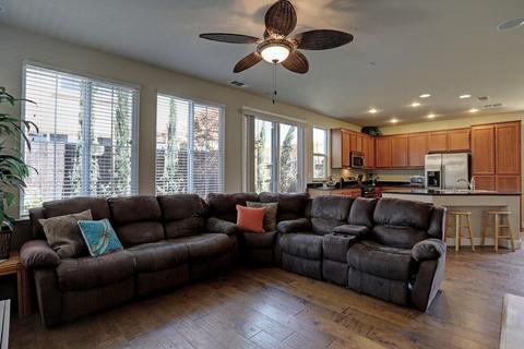 774 Courtyards Loop, Lincoln, CA 95648 photo 9