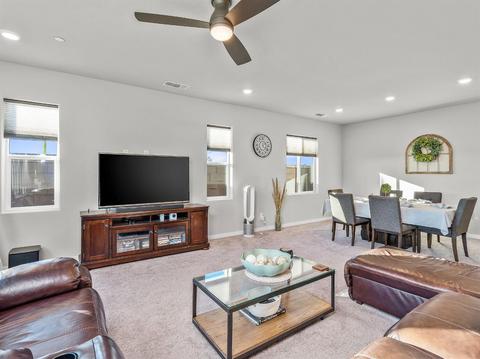 4647 Streambed Dr, Folsom, CA 95630 photo 8