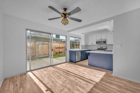 3944 Oak Villa Cir, Carmichael, CA 95608 photo 3