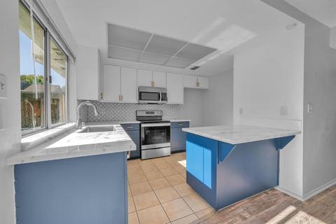 3944 Oak Villa Cir, Carmichael, CA 95608 photo 4