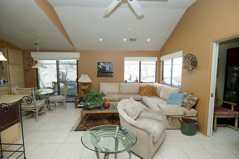 1177 Copper Verde Ln, Modesto, CA 95355 photo 2