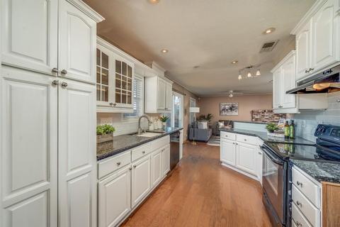 204 Almond Dr, Winters, CA 95694 photo 8