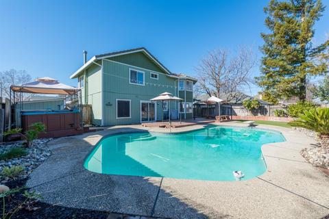 204 Almond Dr, Winters, CA 95694 photo 2
