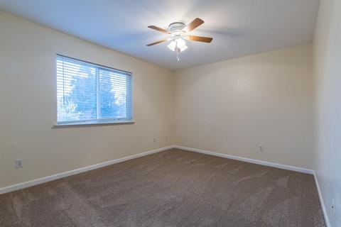 2043 Azevedo Ave, Manteca, CA 95337 photo 22