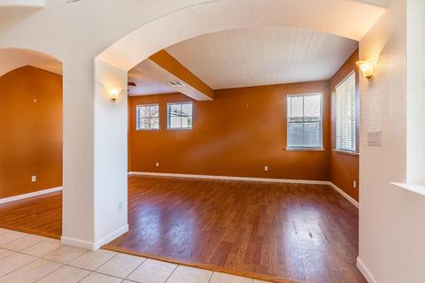 2043 Azevedo Ave, Manteca, CA 95337 photo 5