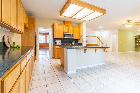 2043 Azevedo Ave, Manteca, CA 95337 photo 11