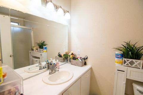 512 Mount Everest Ct, Modesto, CA 95358 photo 9