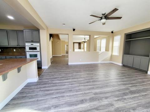 1559 E Topiary Dr, Manteca, CA 95337 photo 12