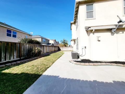 1559 E Topiary Dr, Manteca, CA 95337 photo 25