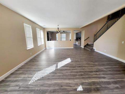 1559 E Topiary Dr, Manteca, CA 95337 photo 17
