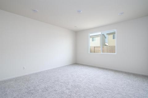 1827 Medford, Manteca, CA 95337 photo 12
