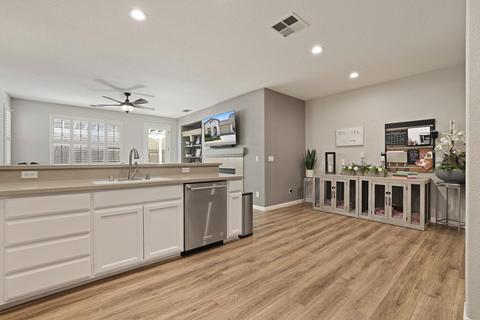 2704 Amir Dr, Modesto, CA 95355 photo 9