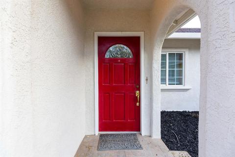 2105 Live Oak Ct, Modesto, CA 95351 photo 8