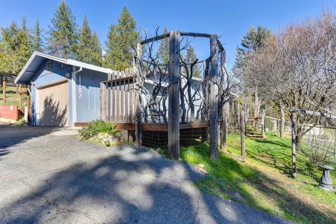 1102 Anderson Ct, Placerville, CA 95667 photo 3