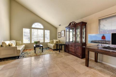 5109 Walnut Garden Ct, Carmichael, CA 95608 photo 9
