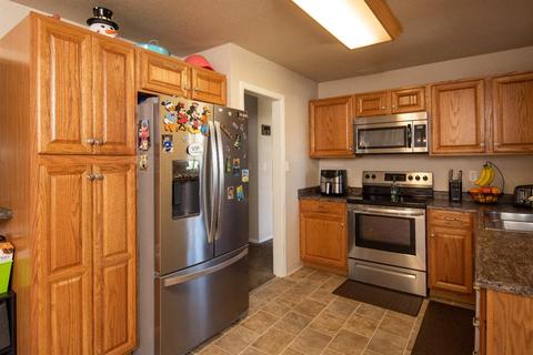 156 Tokay Ave, Modesto, CA 95350 photo 8