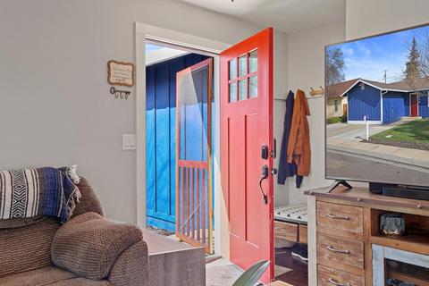 648 Key Ave, Ripon, CA 95366 photo 5