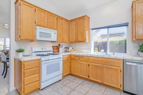1810 Carlsbad Pl, Davis, CA 95616 photo 12
