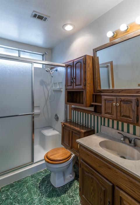 9390 Choiceana Ave, Hesperia, CA 92345 photo 17