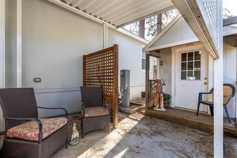 38 Candy Ln, Grass Valley, CA 95945 photo 5