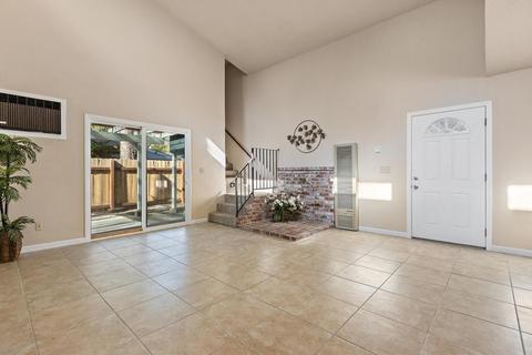 2002 Gauguin Pl, Davis, CA 95618 photo 2