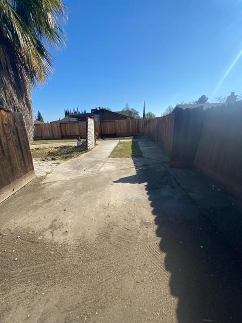 1566 Luck Ct, Manteca, CA 95336 photo 17