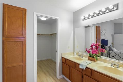 226 J St, Lathrop, CA 95330 photo 25