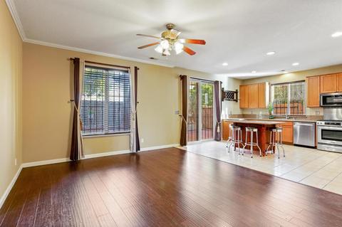 2004 Saint Peters St, Modesto, CA 95355 photo 10