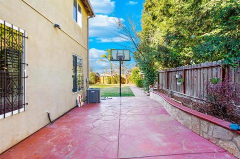 2004 Saint Peters St, Modesto, CA 95355 photo 37