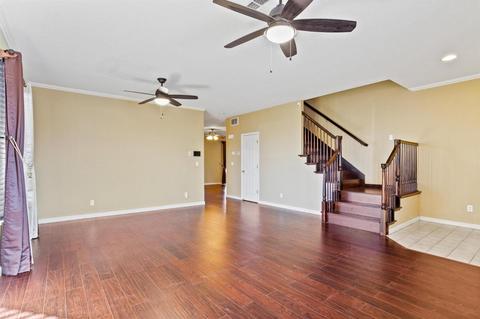 2004 Saint Peters St, Modesto, CA 95355 photo 7