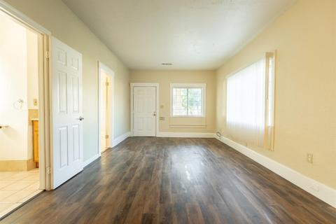 101 Spruce St, Modesto, CA 95351 photo 13