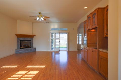 2436 Thaddeous Dr, Escalon, CA 95320 photo 5
