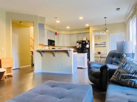 941 Silver Ct, Lathrop, CA 95330 photo 6
