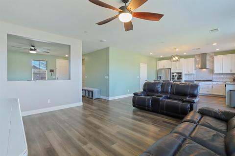 809 Mccauley Way, Galt, CA 95632 photo 5