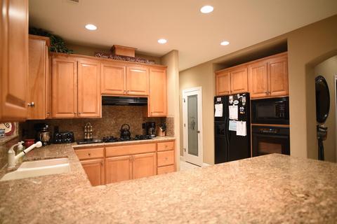 16 Evergreen Dr, Lodi, CA 95242 photo 8