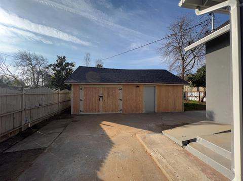 216 E Vine St, Lodi, CA 95240 photo 16