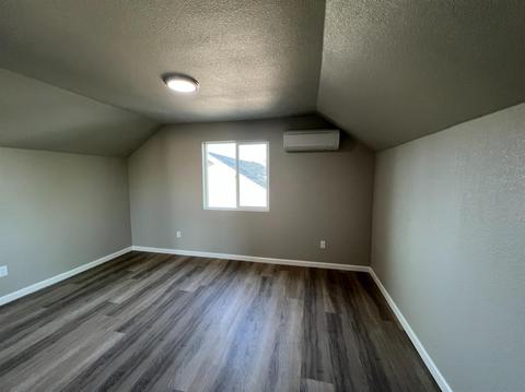216 E Vine St, Lodi, CA 95240 photo 14